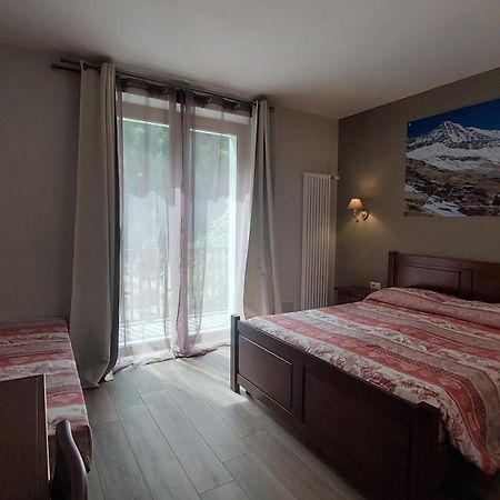 Locanda Della Luna Hotel Ronco Canavese Bagian luar foto