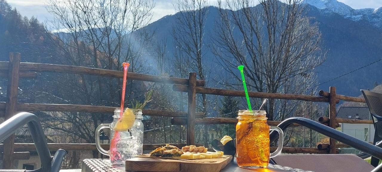 Locanda Della Luna Hotel Ronco Canavese Bagian luar foto