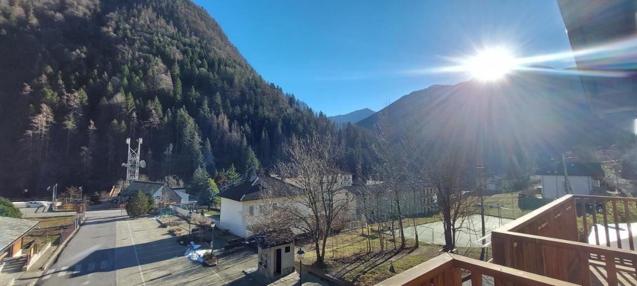 Locanda Della Luna Hotel Ronco Canavese Bagian luar foto